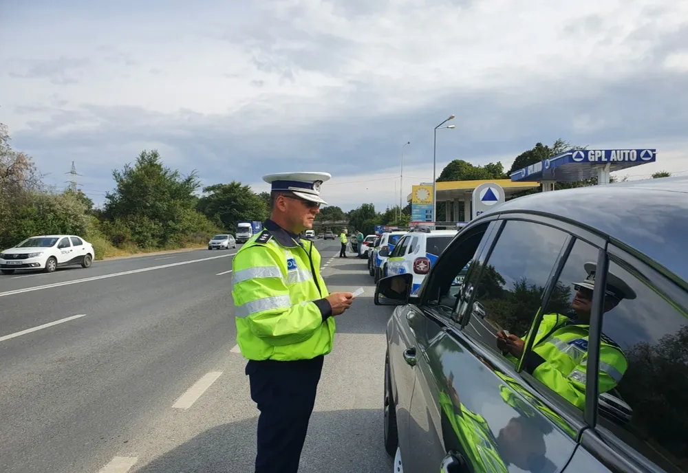 S-au urcat băuți la volan și ar fi putut produce o nenorocire
