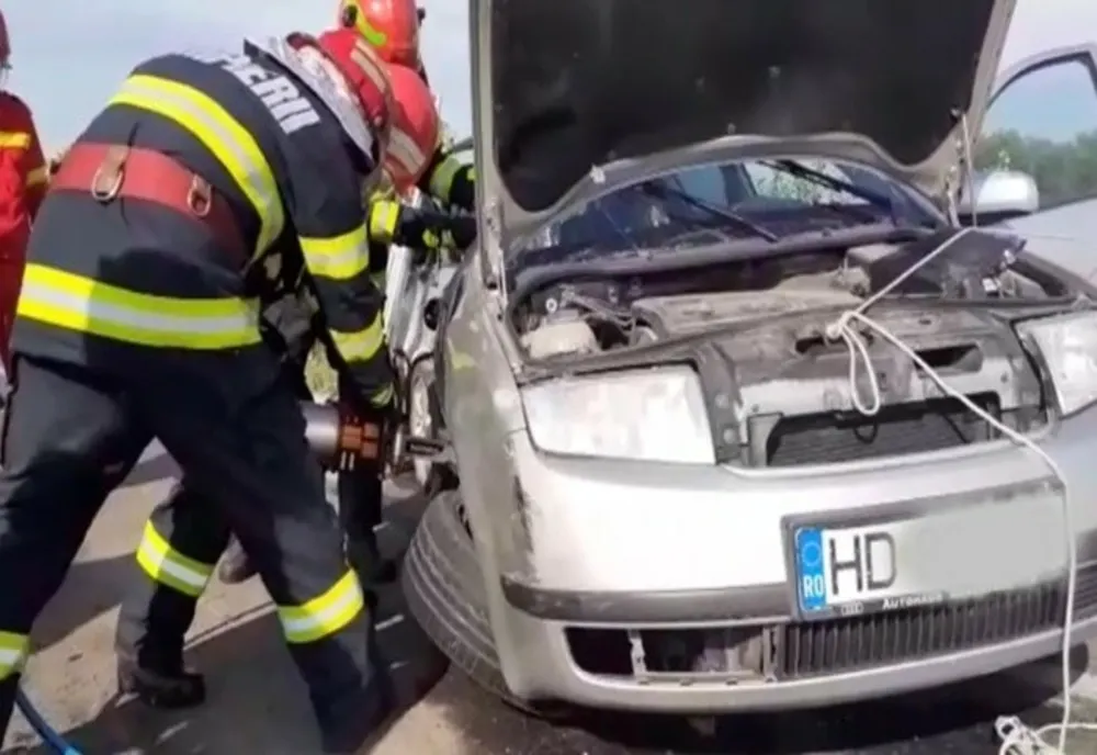 Accident teribil în Hunedoara: 2 bărbați MORȚI după o ciocnire violentă pe drumul dintre Geoagiu și Orăștie