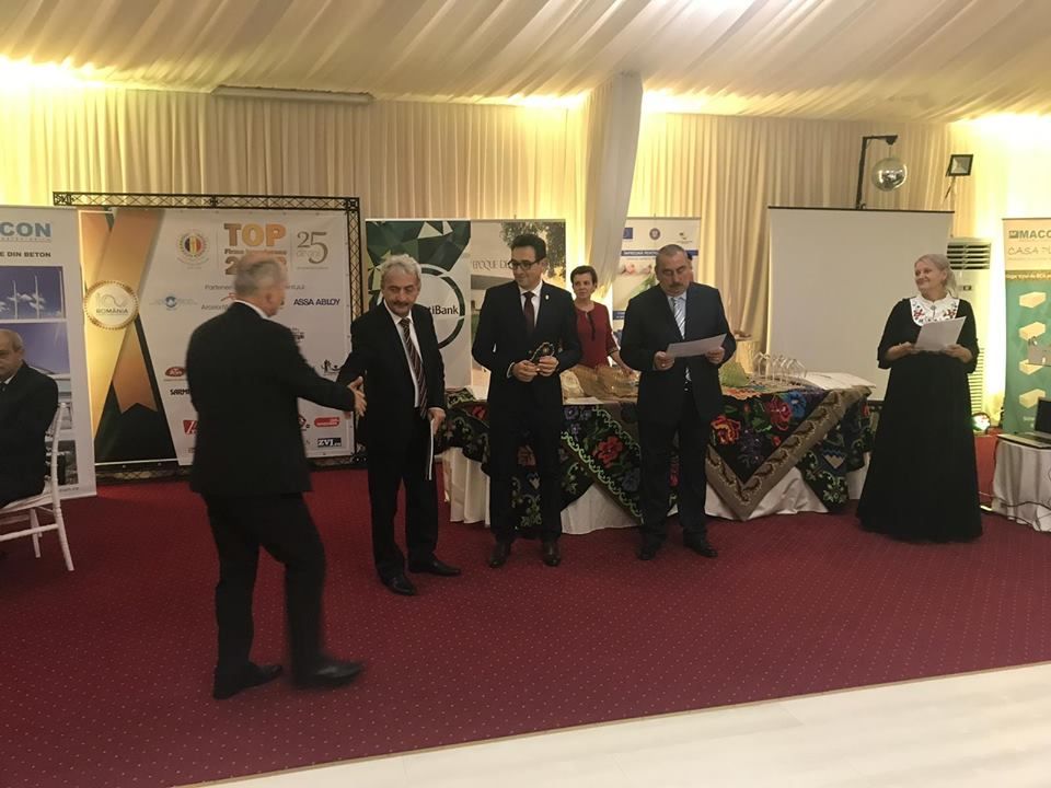 46506226_2009633195741645_9221627275110252544_n