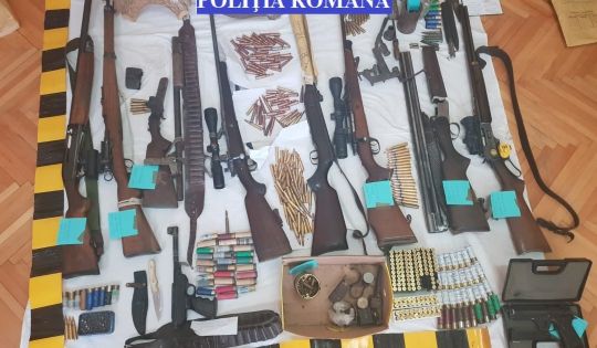 Percheziții în Hunedoara și Timiș, într-un dosar de infracțiuni la regimul armelor și braconaj