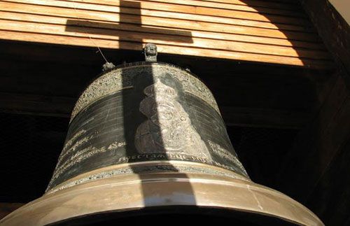 1 Decembrie: Clopotele bisericilor ortodoxe din România vor răsuna în amintirea Marii Uniri