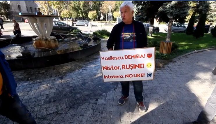 Fostul administrator al cetăţii dacice Sarmizegetusa Regia continuă revolta împotriva unor importanți lideri PSD din judeţ