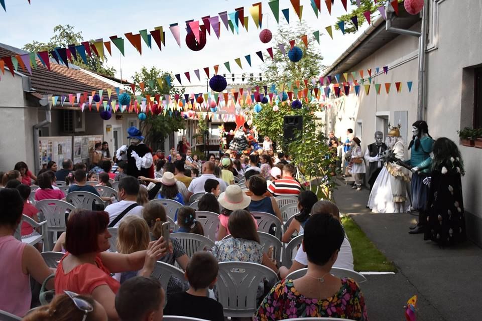 34140913_1824333734296468_5068103448419893248_n