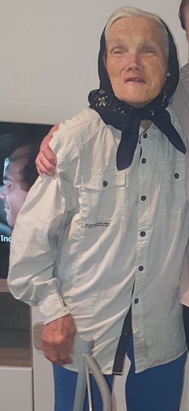 foto batranica disparuta