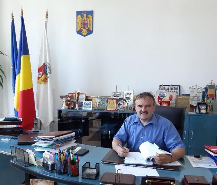 64742817_2238330512950213_7959905298183880704_n