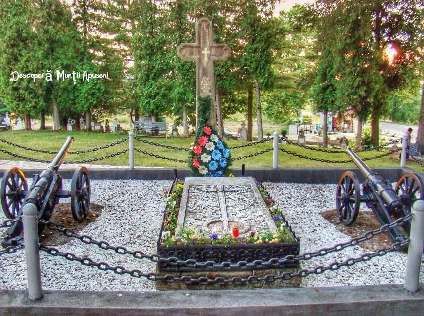 41067975_2100672213290569_5706373066490118144_n