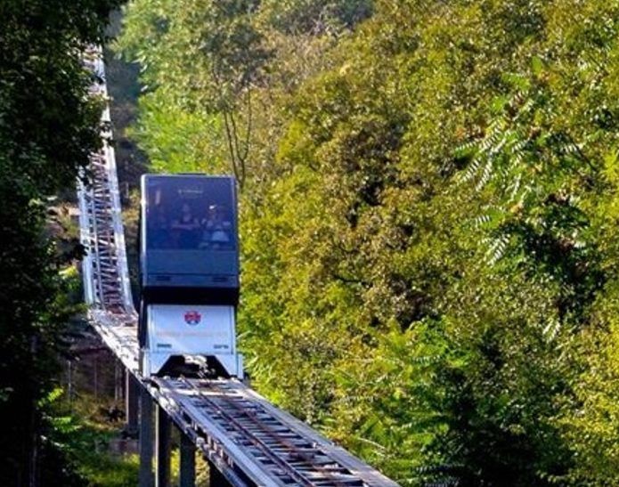 Telecabina de pe Cetatea Devei, în revizie tehnică