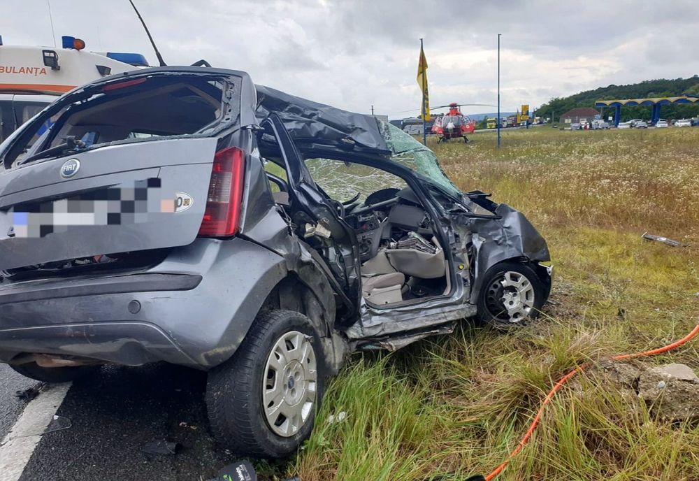 Cei doi bărbați morți într-un teribil accident, în județul Arad, erau hunedoreni