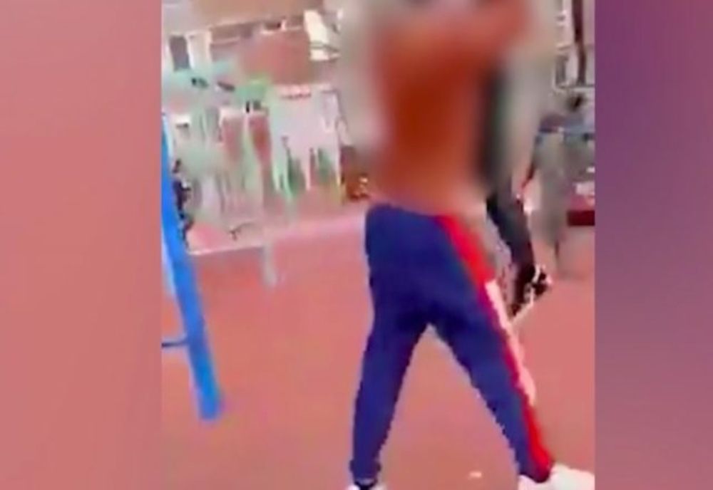 Două dosare penale pentru agresorul copilului din parcul de la Hunedoara