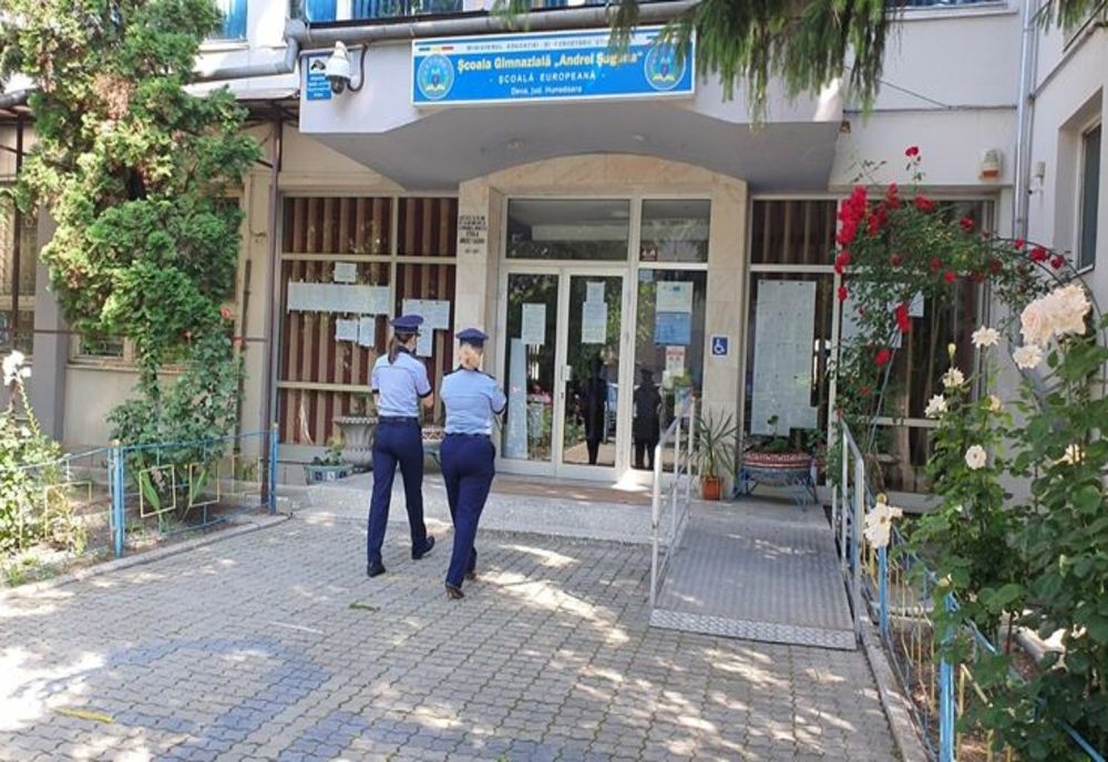 Polițiștii cu ochii pe Evaluarea Națională