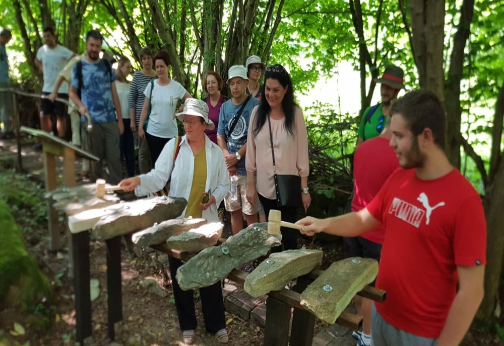 Şcoală de vară la Geoparcul Internaţional UNESCO Ţara Haţegului 