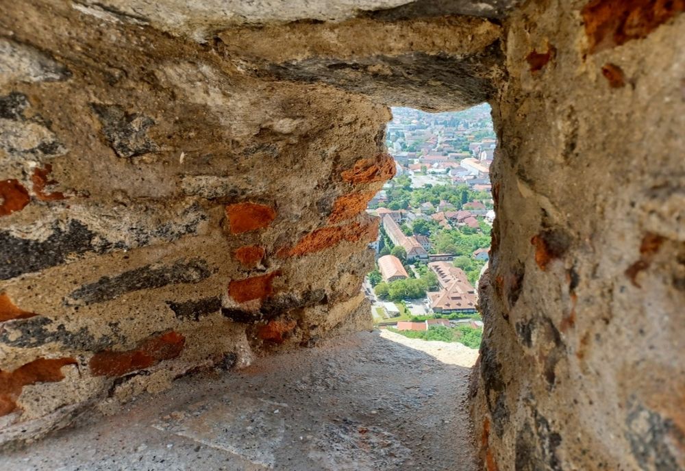 Restricţii pentru turişti la telecabina de pe Cetatea Deva şi la Complexul Aqualand