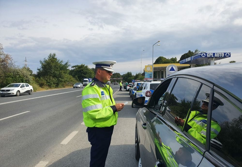 S-au urcat băuți la volan și ar fi putut produce o nenorocire