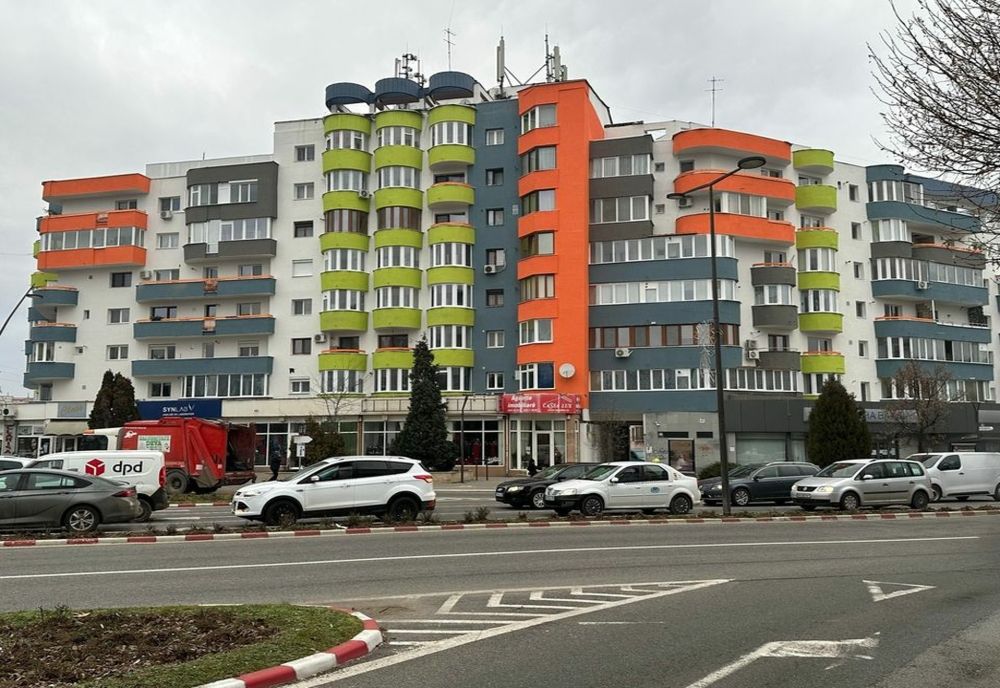 Reabilitarea termică a mai multor blocuri din Deva se apropie de finalizare