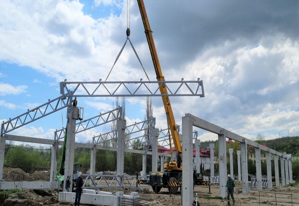 Ritm bun de lucru la noua autobază a Hunedoarei