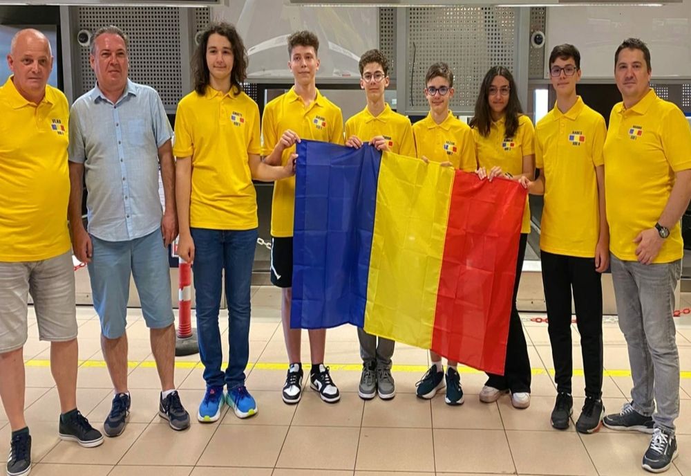 Medalie de aur și cinci de argint pentru România la Olimpiada Balcanică de Matematică pentru Juniori