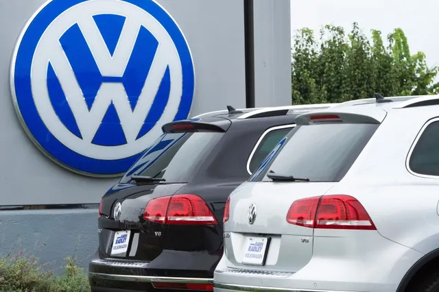 Volkswagen, în pragul unei restructurări uriașe: până la 50.000 de angajați afectați. Sindicatele din Germania amenință cu proteste