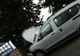 Accident la intrarea în Deva. O mașină a intrat într-un copac după ce șoferului i s-ar fi făcut rău