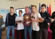 Romulus Gabor, în mijlocul elevilor de la un colegiu din Deva. „Faceți sport sub orice formă”, le-a spus campionul