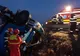 FOTO -VIDEO| TIR răsturnat pe DN 7, la intrarea în localitatea hunedoreană Gothatea. Şoferul a murit
