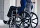 Mai mulți bani pentru plata asistenților persoanelor cu handicap