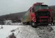 FOTO| Traficul feroviar, blocat între Ilia și Lugoj, după ce un TIR a ajuns pe linia de cale ferată