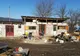 Un preot a cumpărat o casă pentru o familie nevoiașă