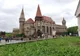 Castelul Corvinilor, asaltat de vizitatori. Turiștii, întâmpinați de o atmosferă medievală