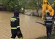 Curţi inundate, în mai multe localităţi din judeţ. Pompierii intervin în zonele afectate