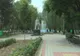 Firul duce la stâlpul de iluminat public