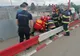 Un tânăr care amenința că se aruncă pe calea ferată a fost salvat de polițiștii hunedoreni